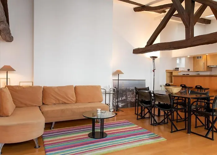 Orange Vendome - Bright 1-bed Near The Louvre